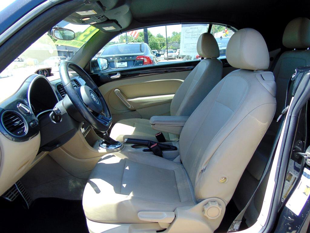 Volkswagen Beetle Convertible  2013 Volkswagen Beetle Convertible  2013