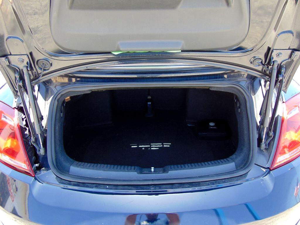Volkswagen Beetle Convertible  2013 Volkswagen Beetle Convertible  2013