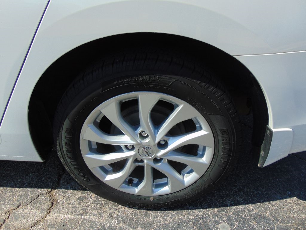 Nissan Sentra  2017 Nissan Sentra  2017