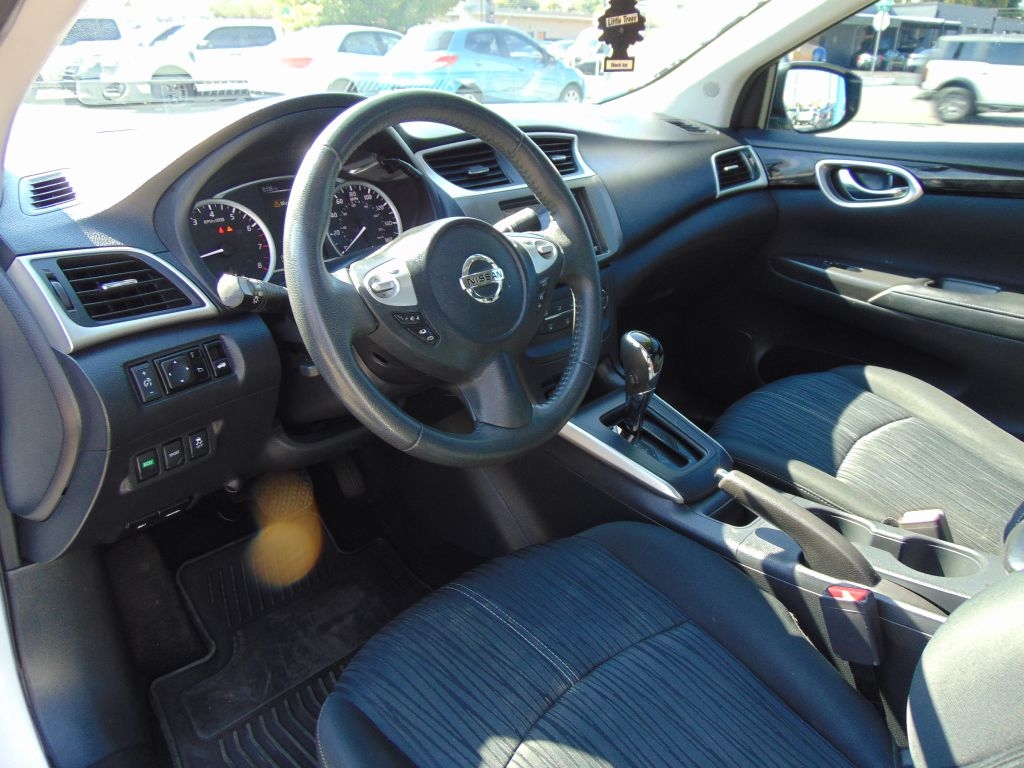 Nissan Sentra  2017 Nissan Sentra  2017