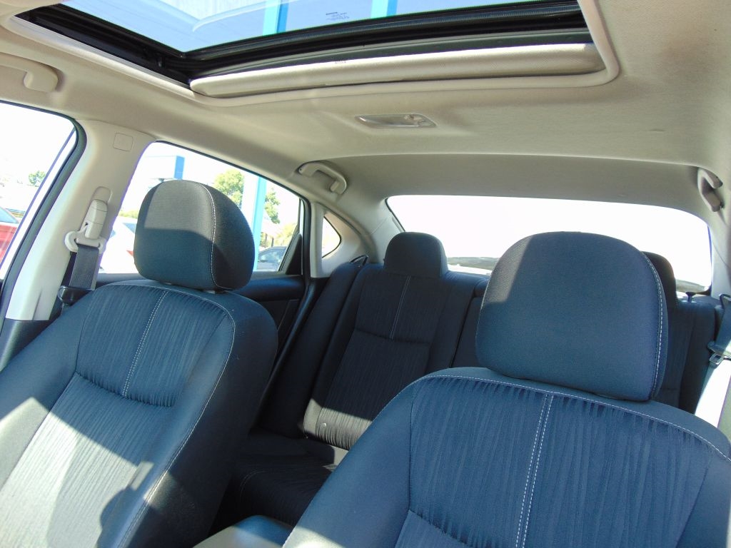 Nissan Sentra  2017 Nissan Sentra  2017