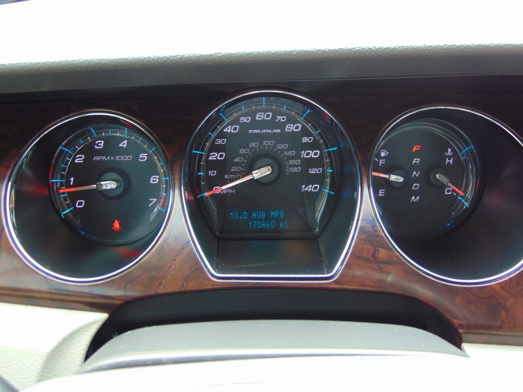 Ford Taurus  2012 Ford Taurus  2012