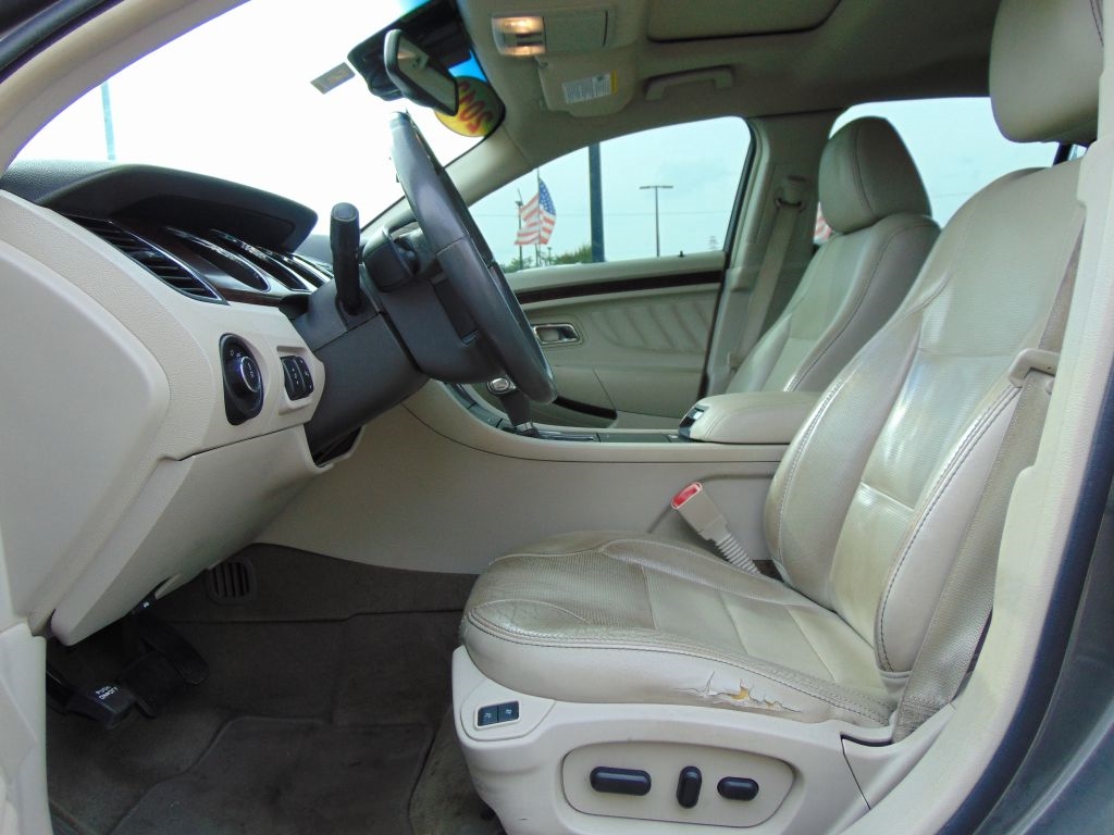 Ford Taurus  2012 Ford Taurus  2012