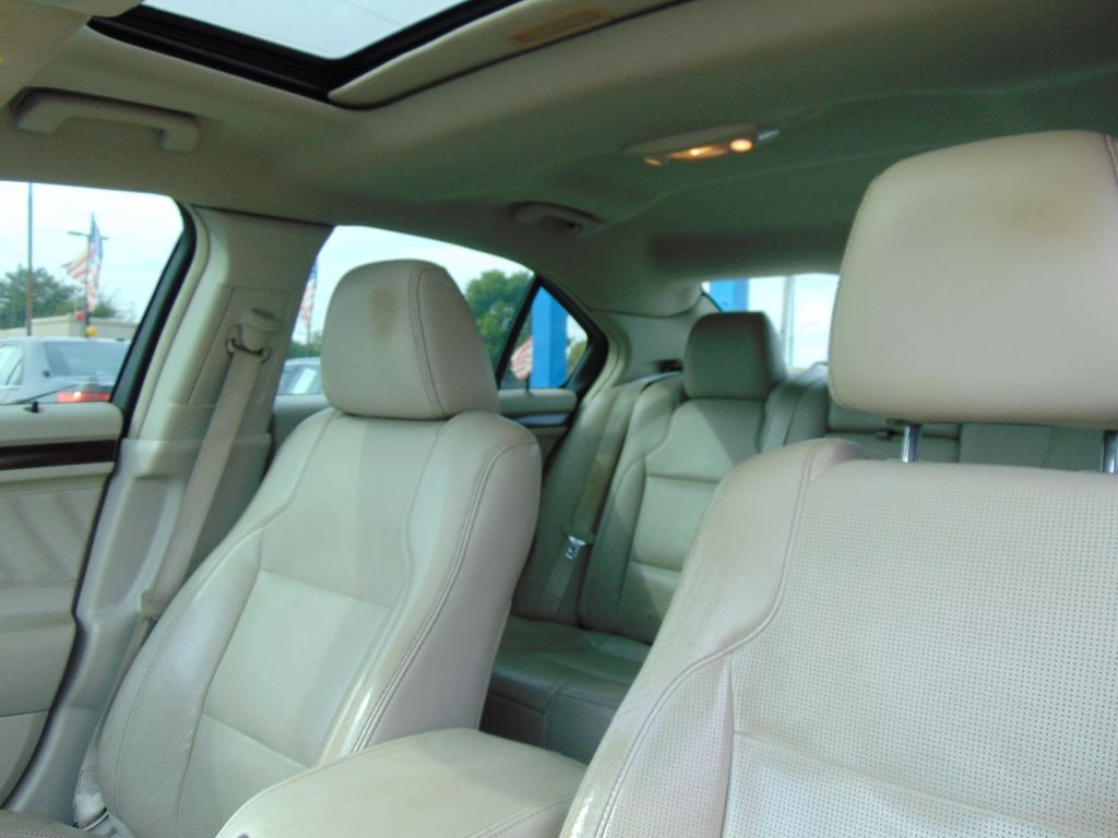 Ford Taurus  2012 Ford Taurus  2012