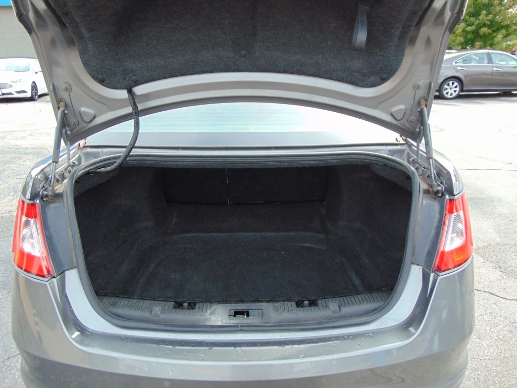 Ford Taurus  2012 Ford Taurus  2012