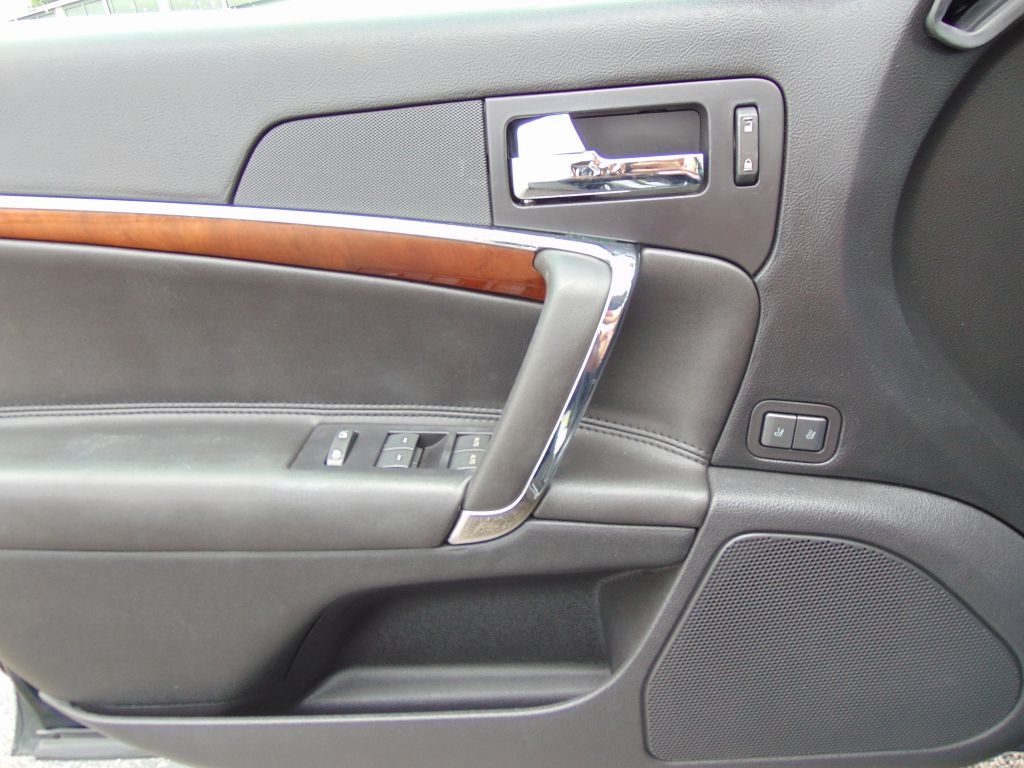 Lincoln MKZ 4dr Sdn FWD 2010 Lincoln MKZ 4dr Sdn FWD 2010