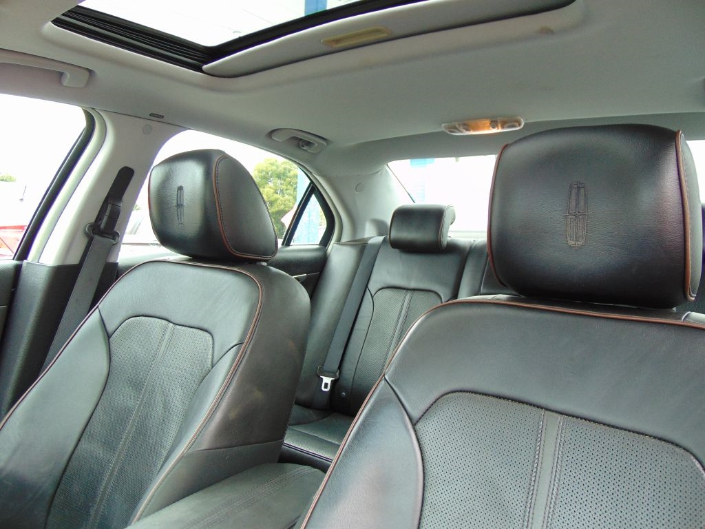 Lincoln MKZ 4dr Sdn FWD 2010 Lincoln MKZ 4dr Sdn FWD 2010