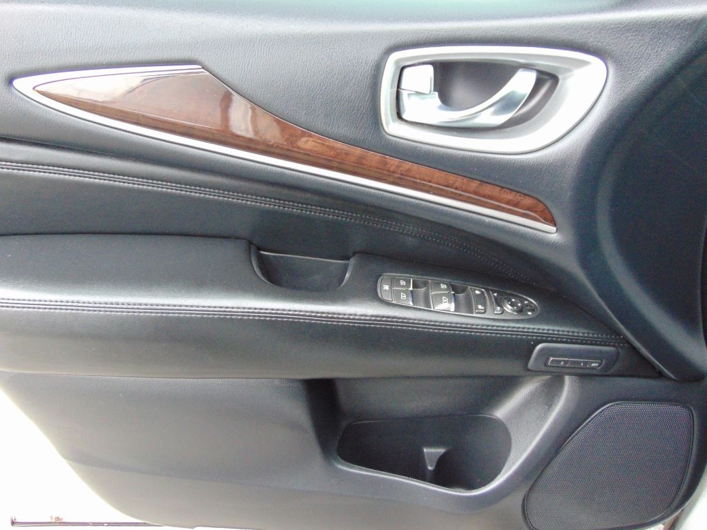 Infiniti QX60 4D SUV FWD 2014 Infiniti QX60 4D SUV FWD 2014