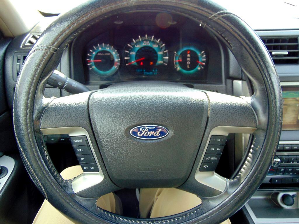 Ford Fusion  2010