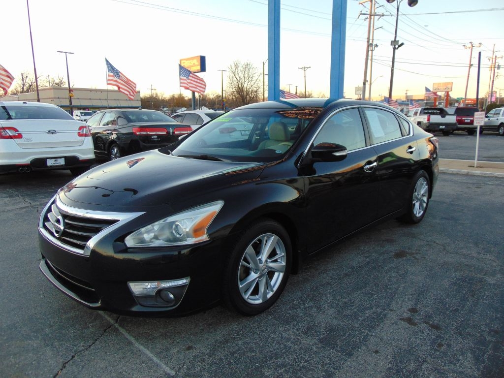 Nissan Altima  2015
