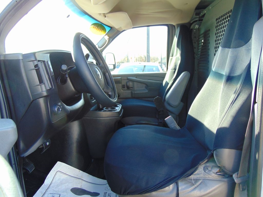 Chevrolet Express Cargo Van  2010