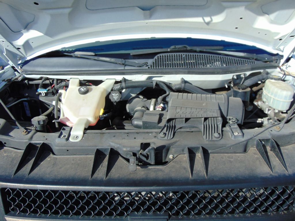 Chevrolet Express Cargo Van  2010