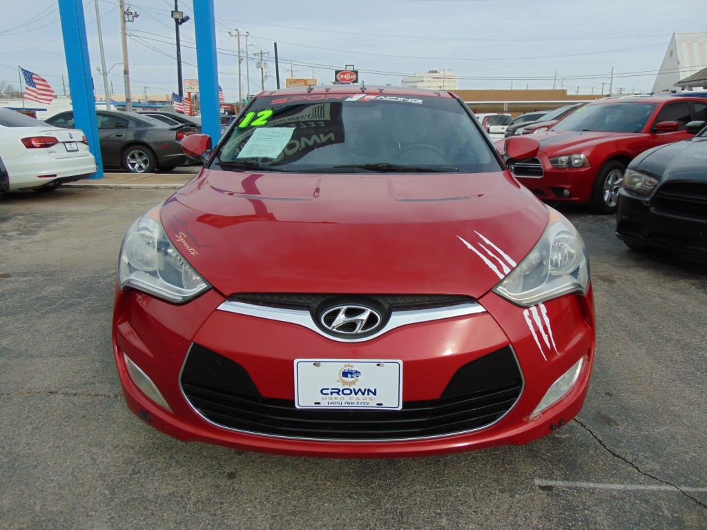 Hyundai Veloster  2012