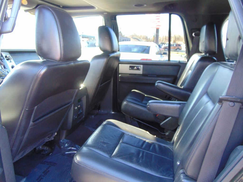 Ford Expedition  2013