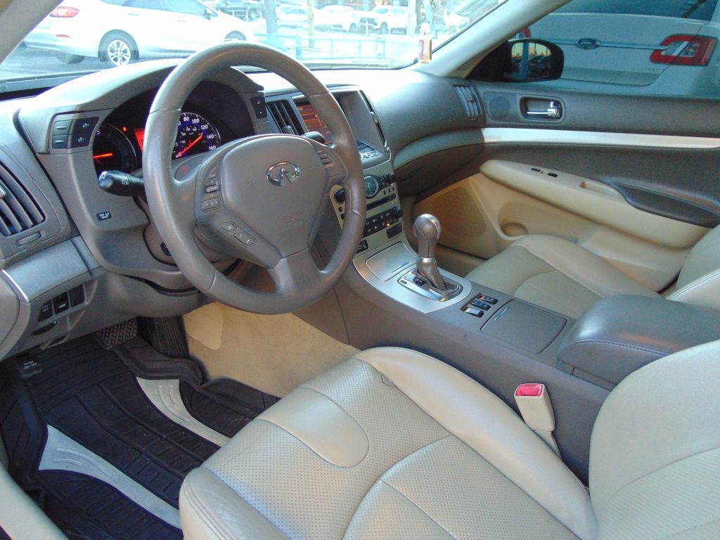 Infiniti G35 Sedan  2008