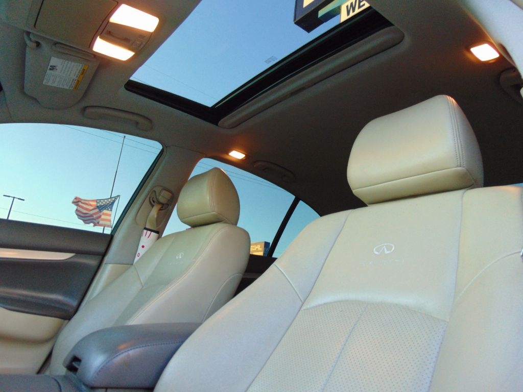 Infiniti G35 Sedan  2008