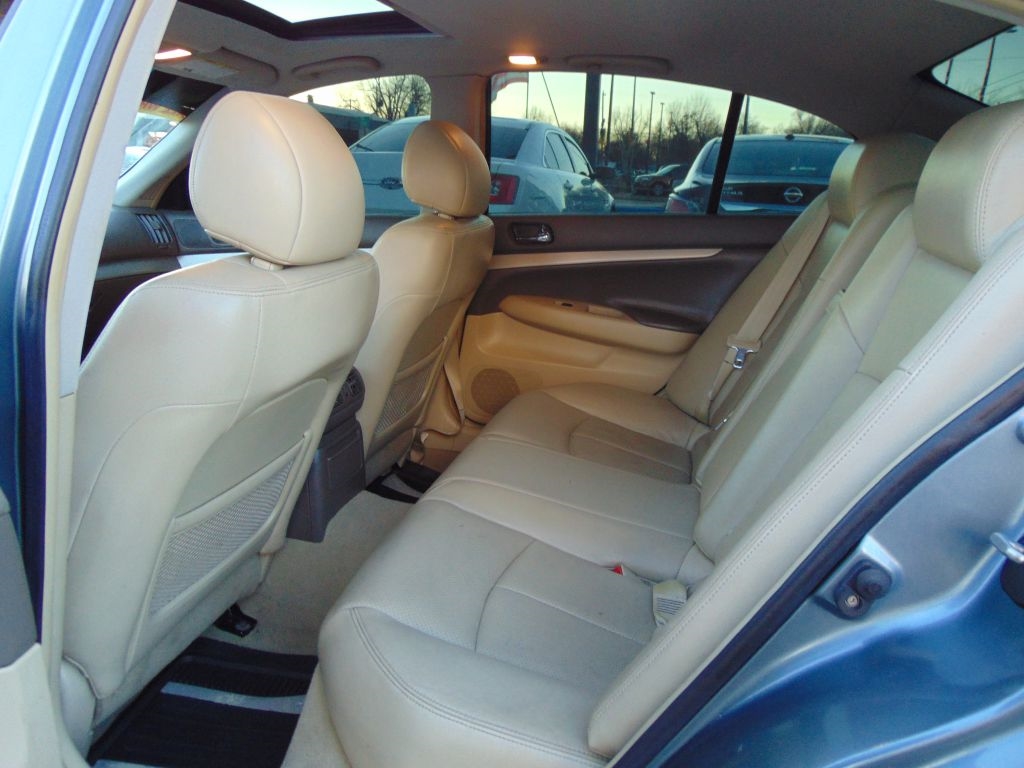 Infiniti G35 Sedan  2008