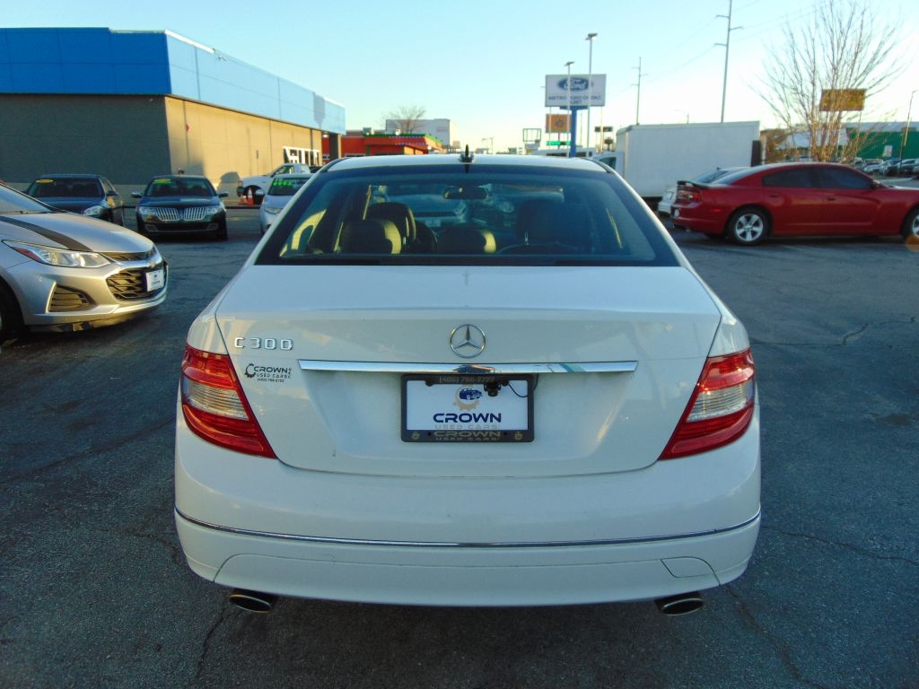 Mercedes-Benz C-Class  2009