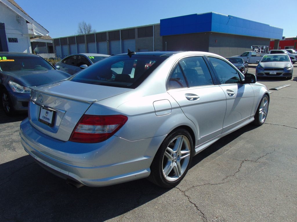 Mercedes-Benz C-Class  2009