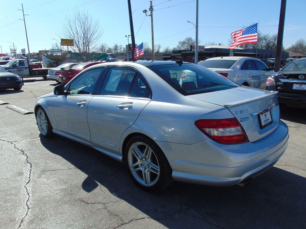 Mercedes-Benz C-Class  2009