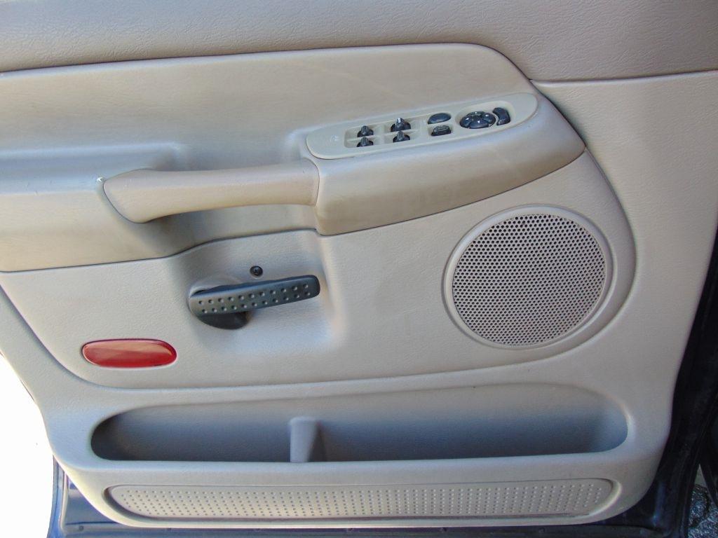 Dodge Ram 1500  2003