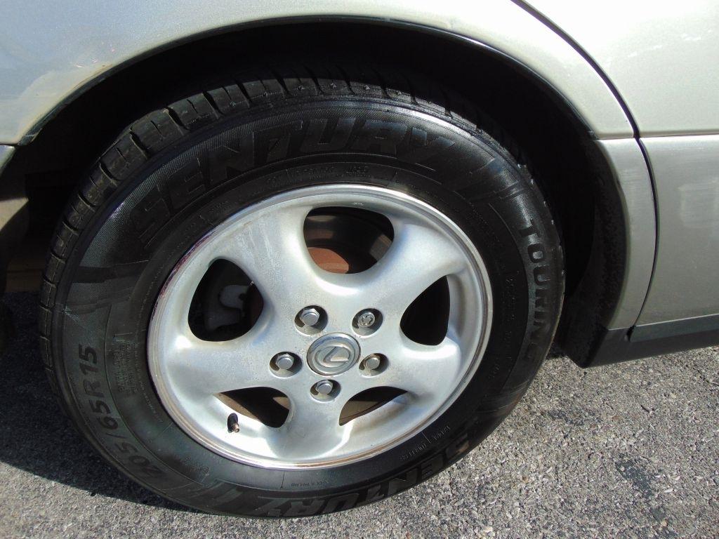 Lexus ES 300 Luxury Sport Sdn  1998