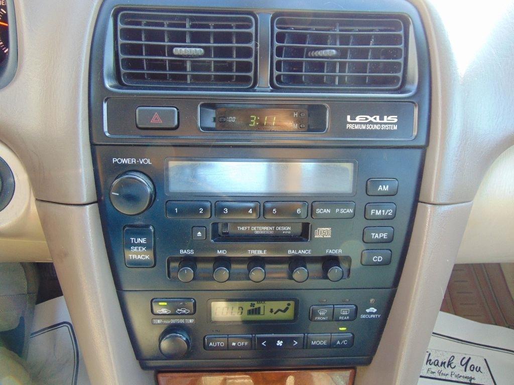 Lexus ES 300 Luxury Sport Sdn  1998