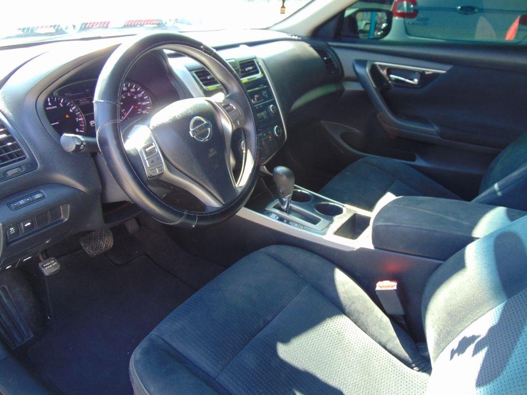 Nissan Altima  2014
