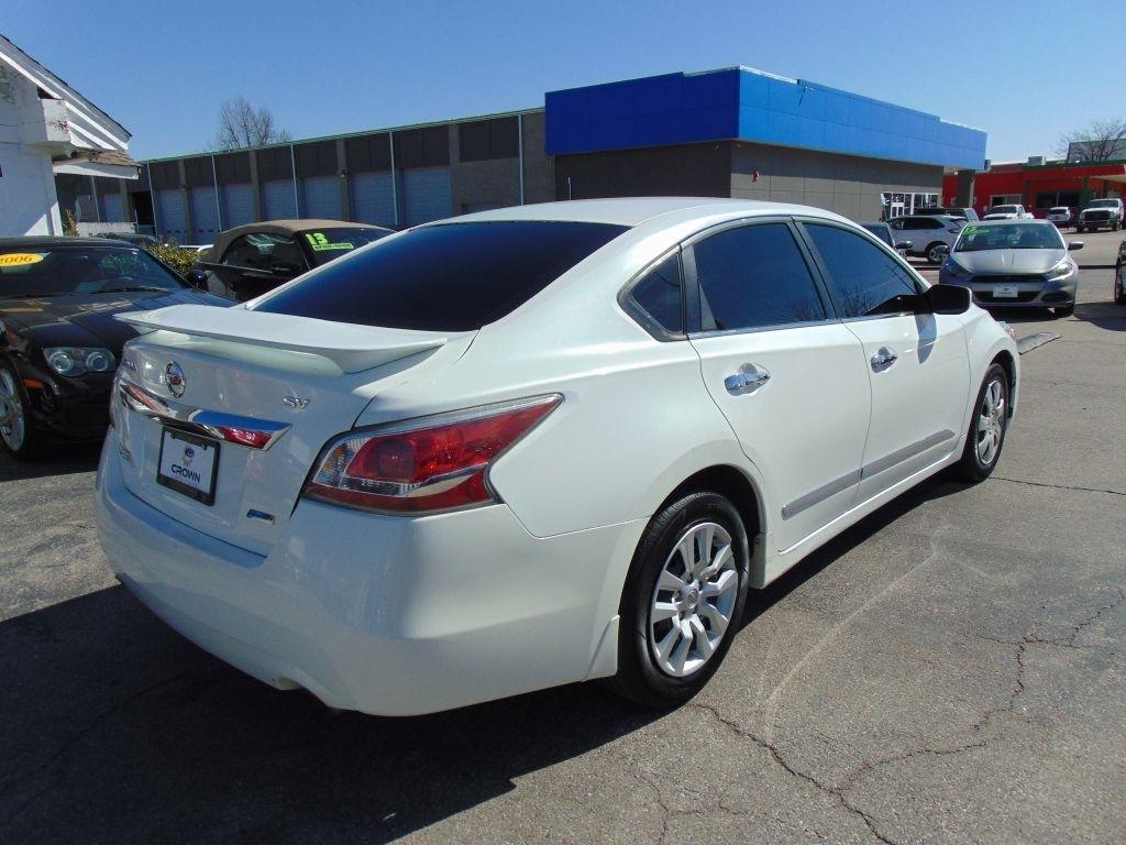 Nissan Altima  2014