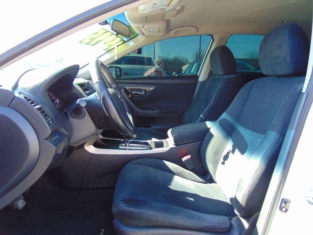 Nissan Altima  2014