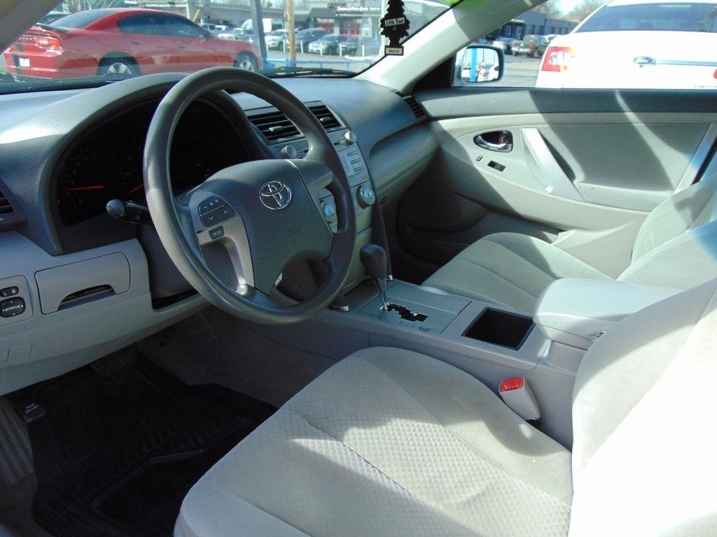 Toyota Camry  2009
