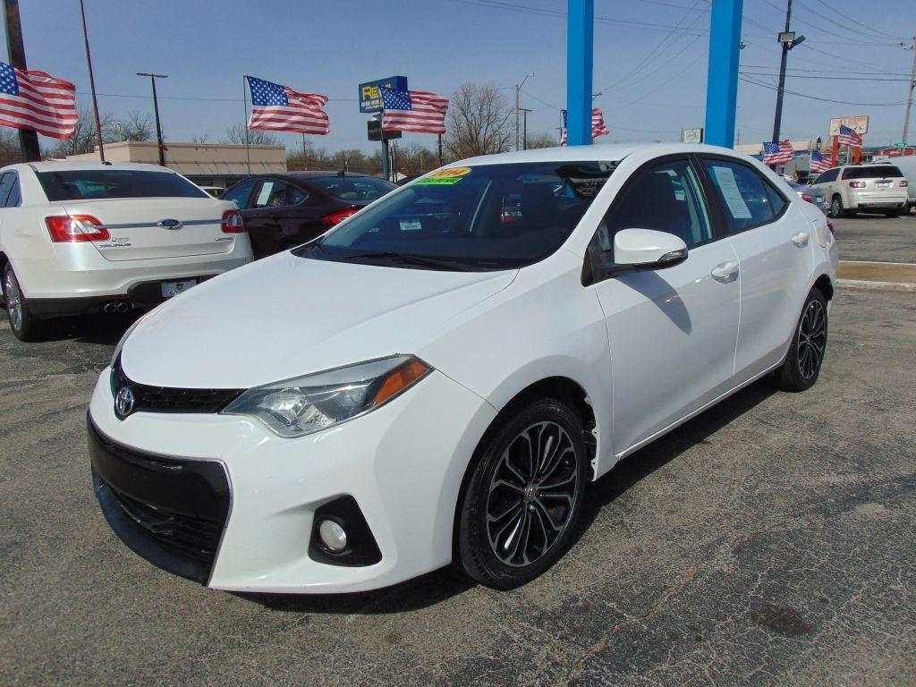 Toyota Corolla  2014
