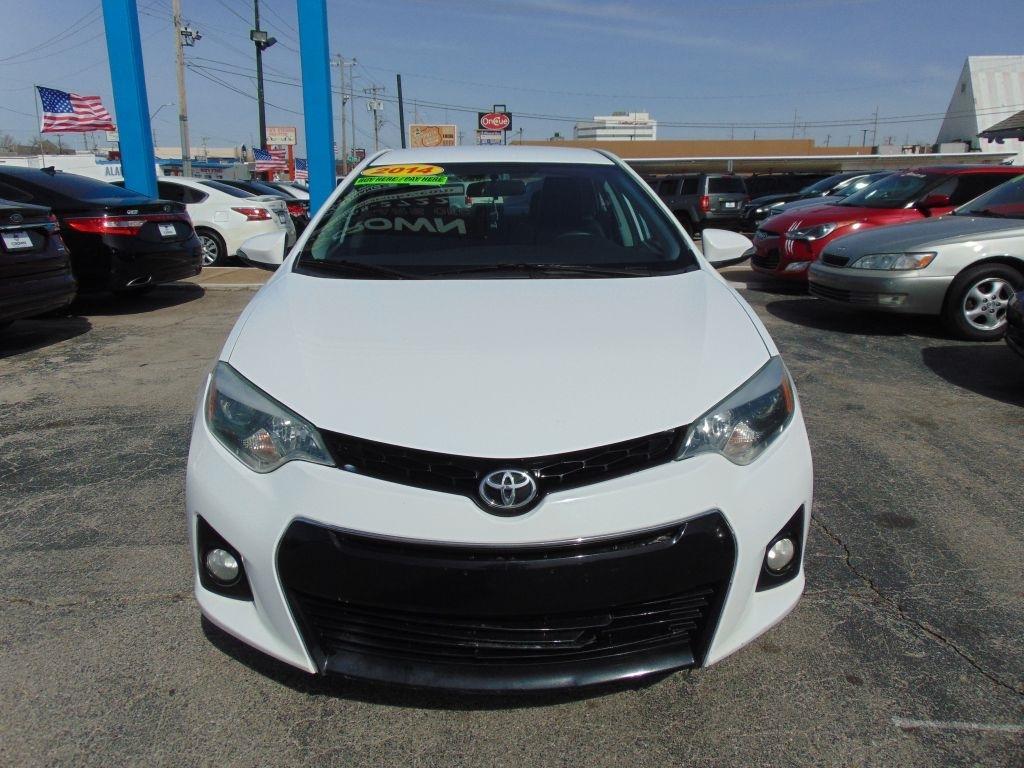 Toyota Corolla  2014