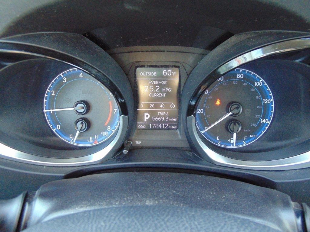 Toyota Corolla  2014