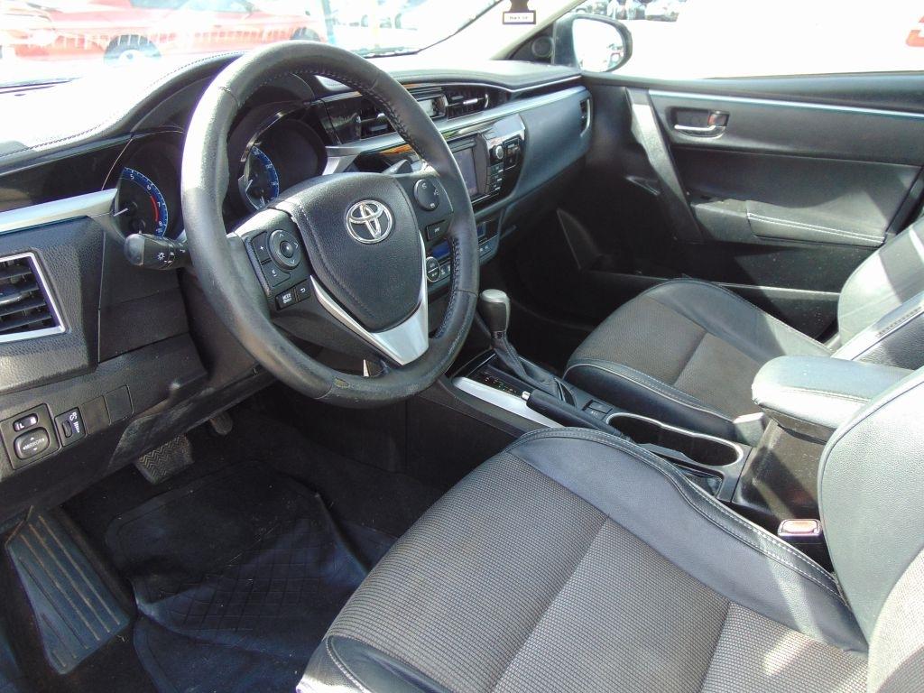 Toyota Corolla  2014