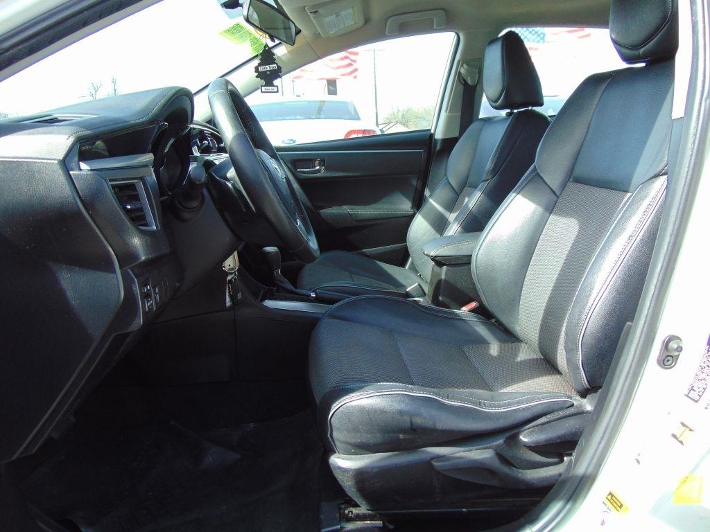 Toyota Corolla  2014