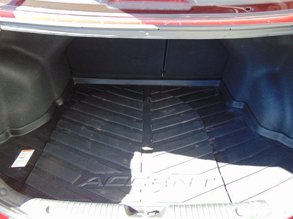 Hyundai Accent  2015