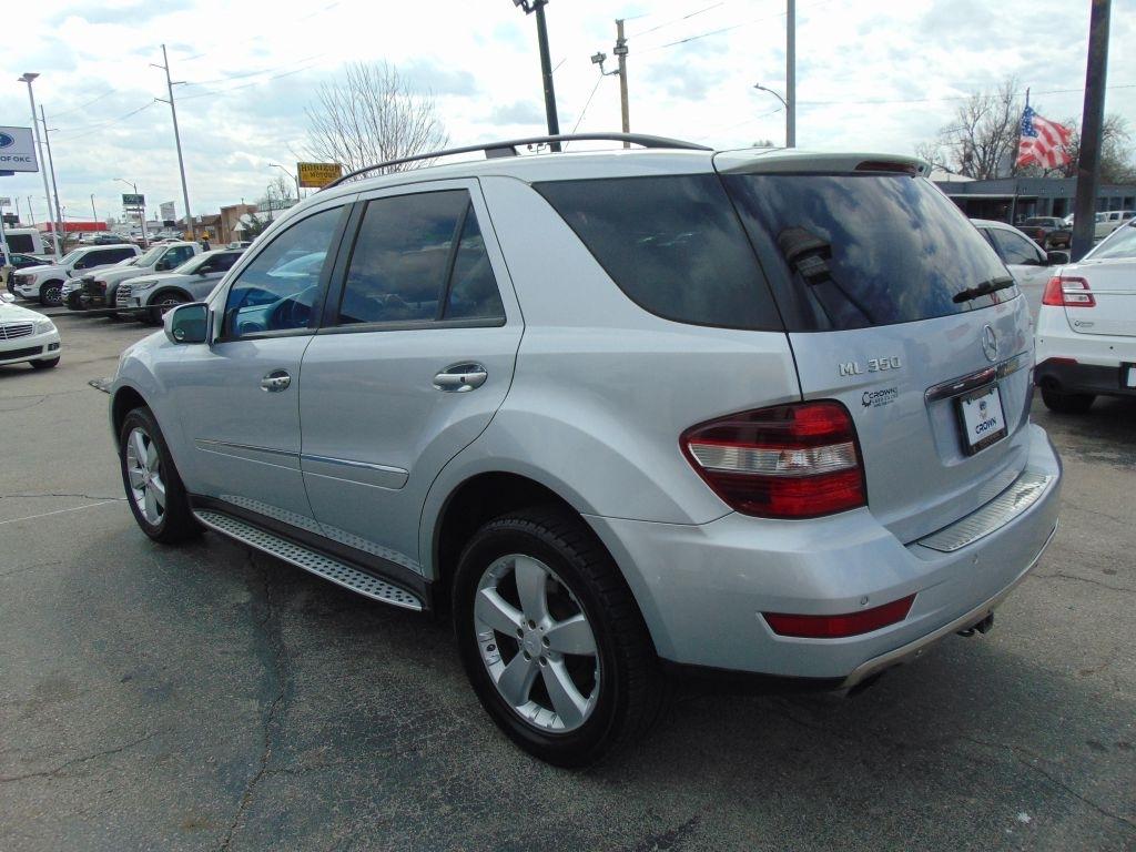 Mercedes-Benz M-Class  2009