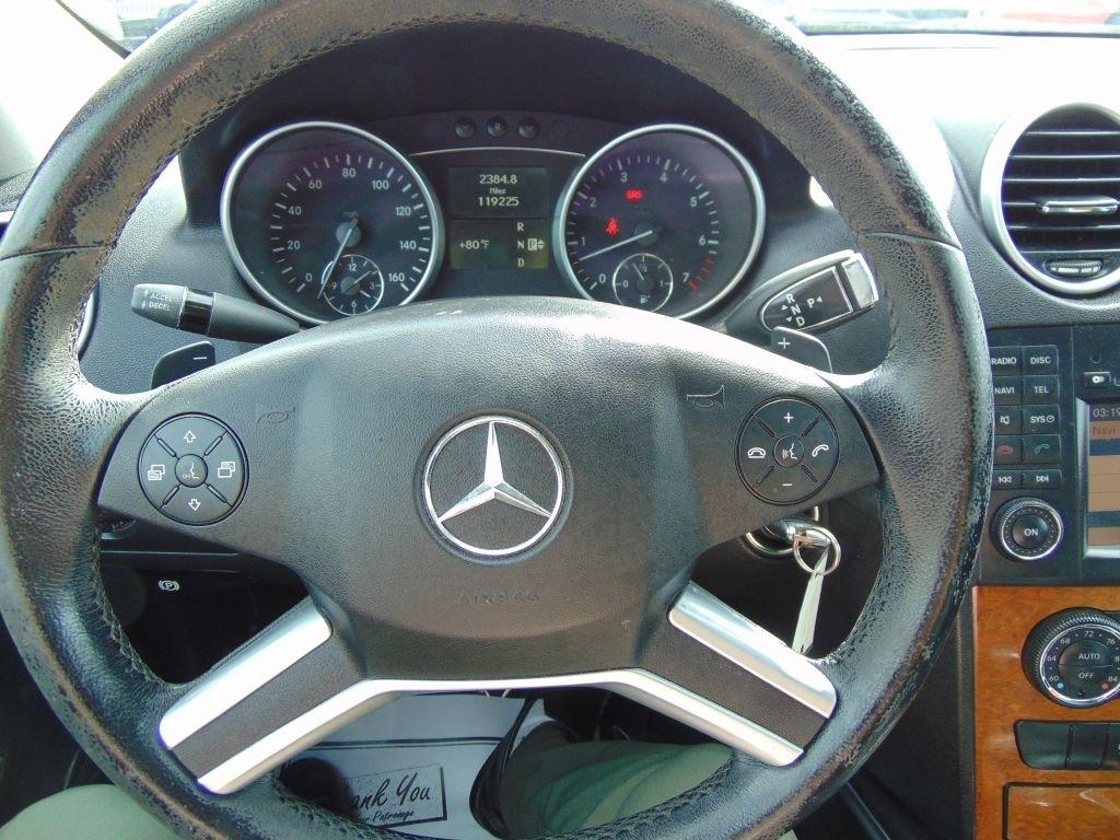 Mercedes-Benz M-Class  2009