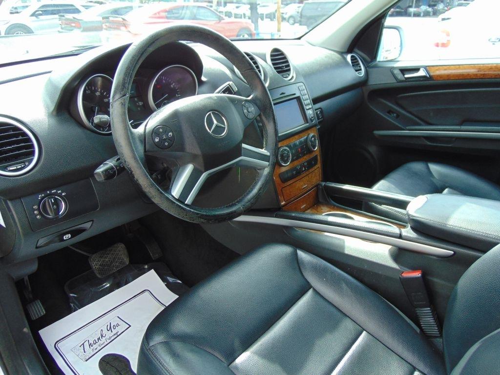 Mercedes-Benz M-Class  2009
