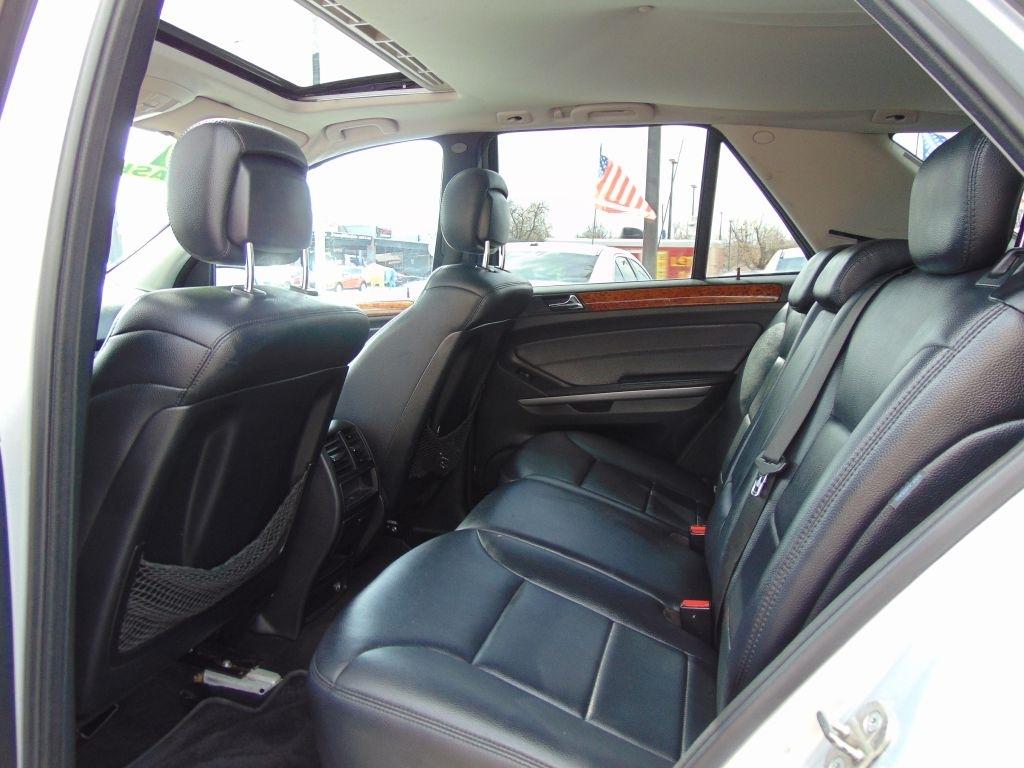 Mercedes-Benz M-Class  2009