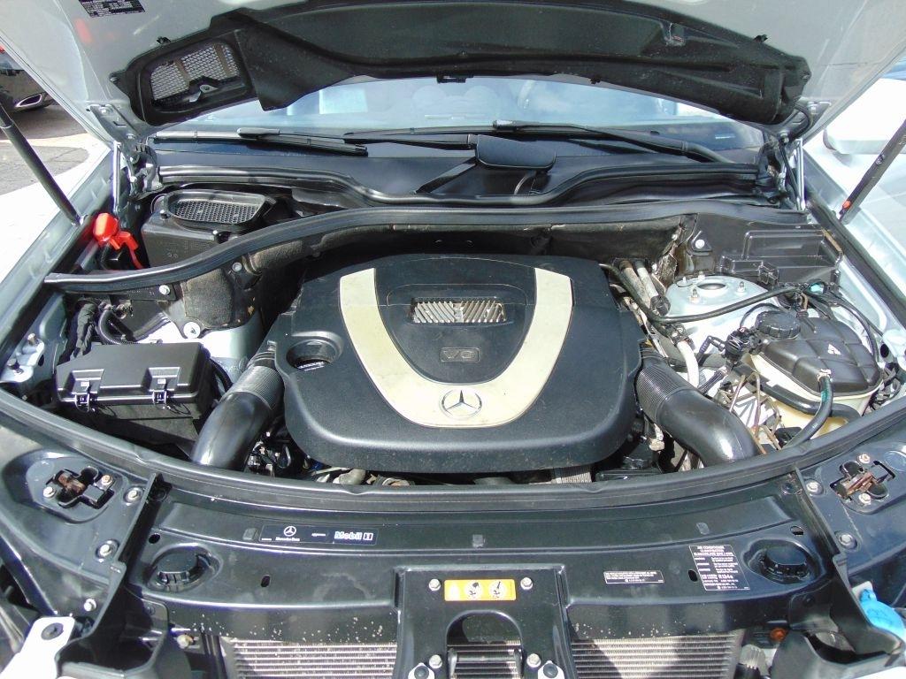 Mercedes-Benz M-Class  2009