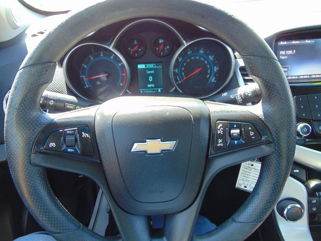 Chevrolet Cruze  2015