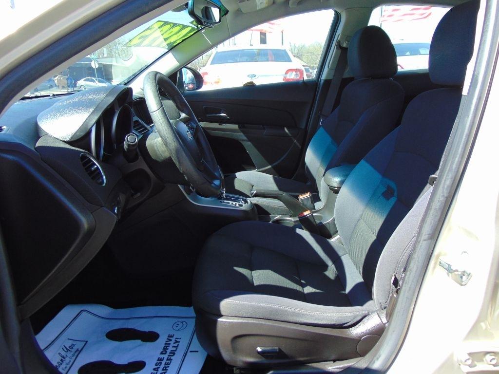 Chevrolet Cruze  2015