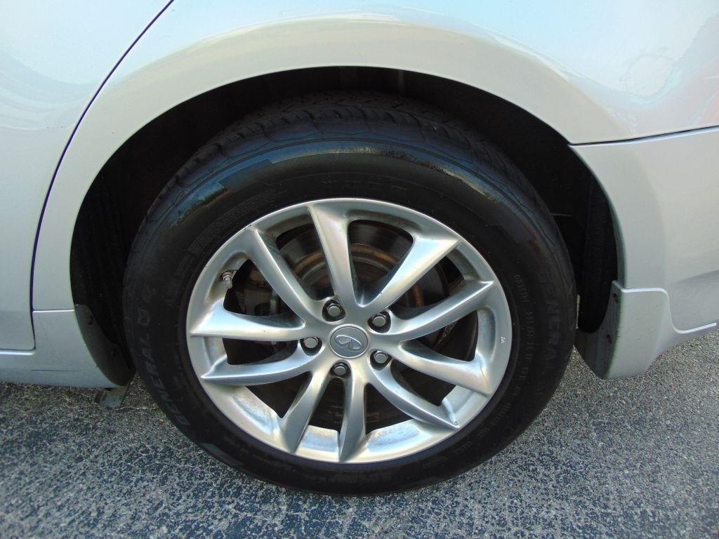 Infiniti G37 Sedan  2009