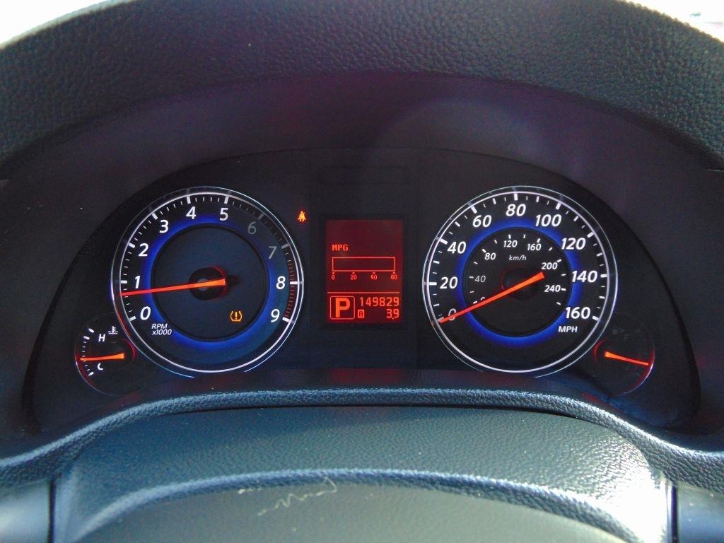 Infiniti G37 Sedan  2009