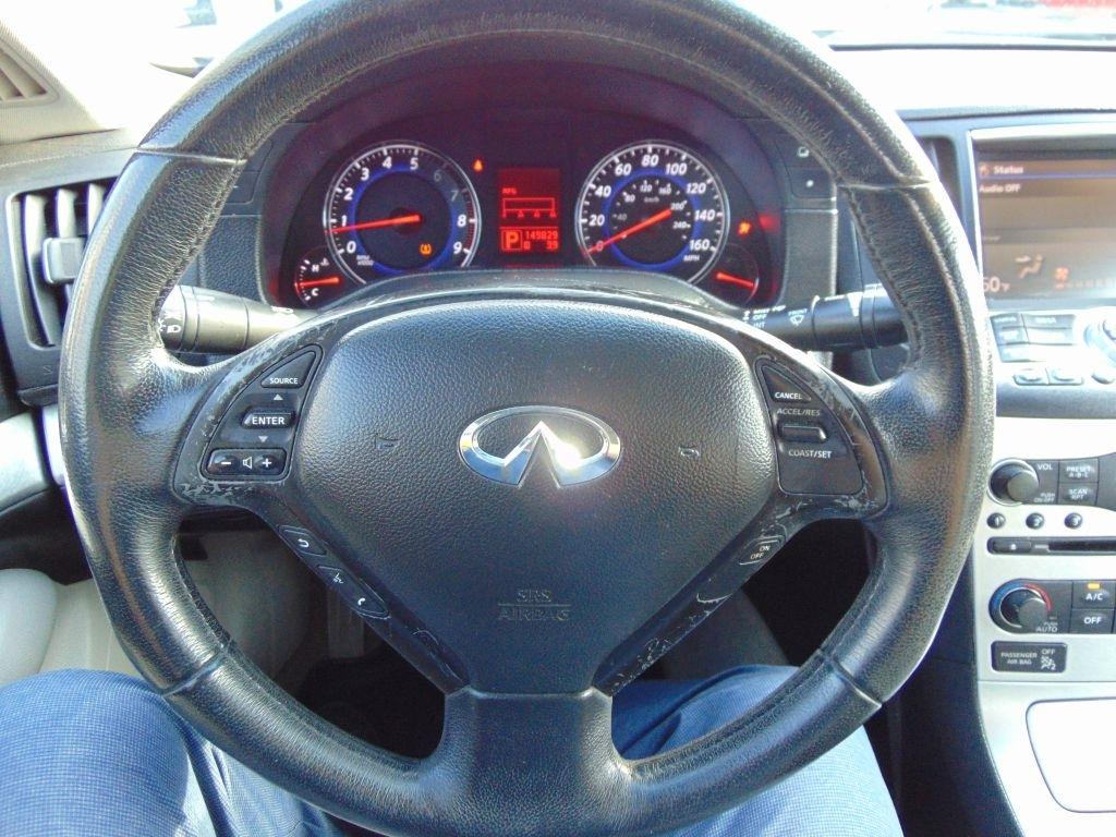 Infiniti G37 Sedan  2009