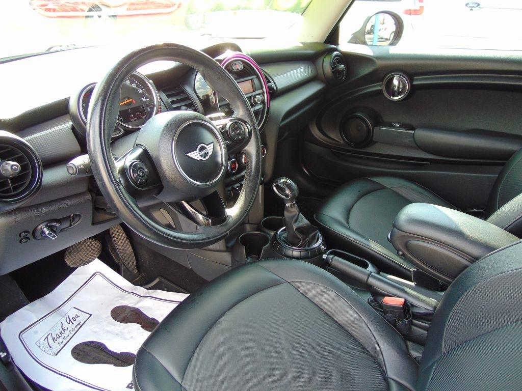 MINI Cooper Hardtop 2dr HB 2015