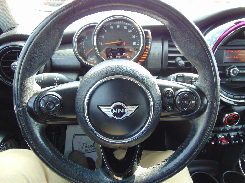 MINI Cooper Hardtop 2dr HB 2015