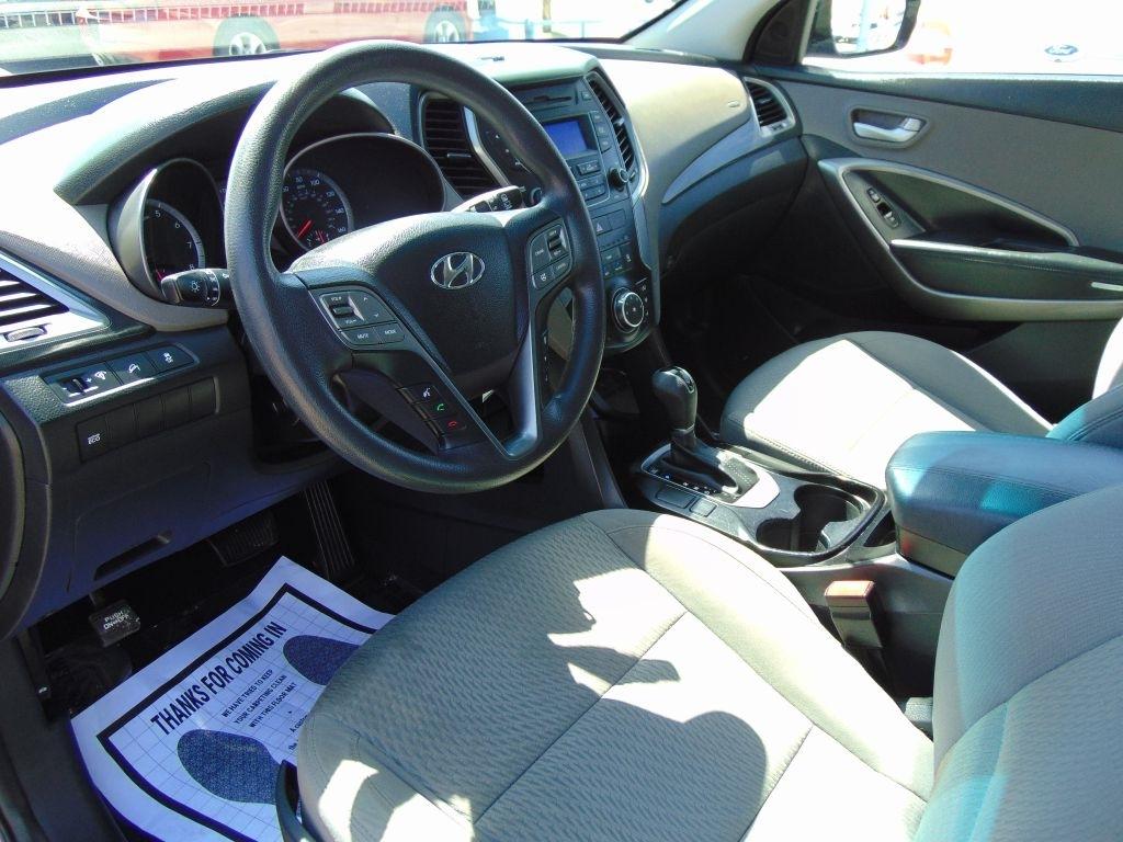 Hyundai Santa Fe Sport 4D SUV FWD 2.4L 2015